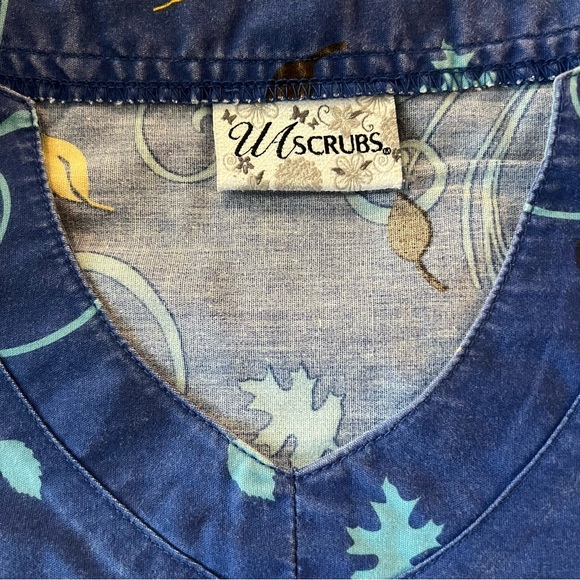 Fall scrub top - Picture 2 of 3